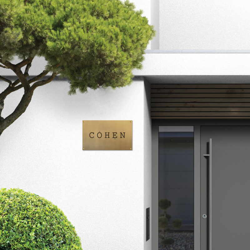 מנוקד פליז\נירוסטה מנוקד פליז\נירוסטה